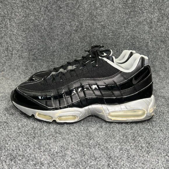 Nike Air Max 95 Shoes Men\'s Size 12 Black Sliver Vintage Retro Athletic Sneakers